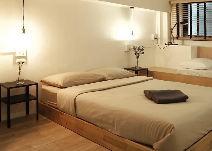 Monomer Auberge de jeunesse *