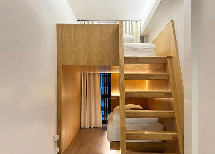Auberge de jeunesse Monomer *