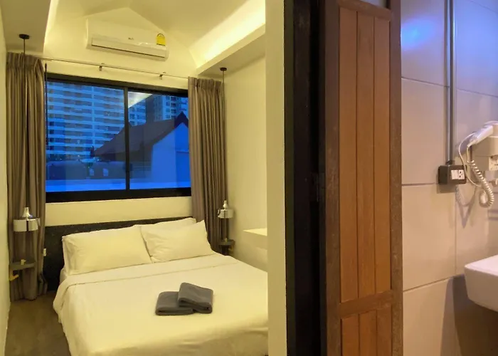 Monomer Hostel Bangkok
